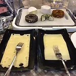 Schlossschenke מלון 3*