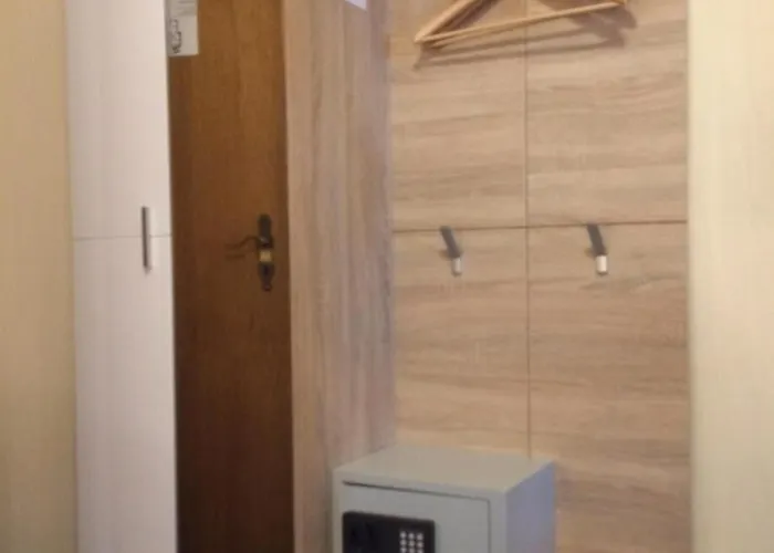 Schlossschenke מלון *