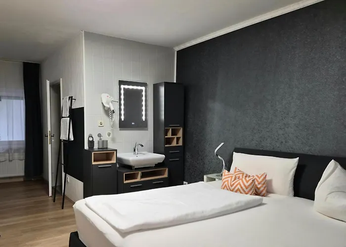 Schlossschenke מלון *